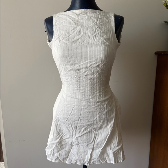 Princess Polly Dresses & Skirts - Princess Polly White Sleeveless Mini Dress